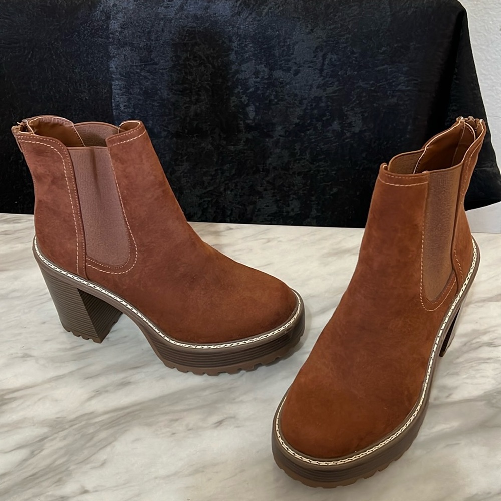 Madden Girl boots, size 10. Bought them never used. Brand new.